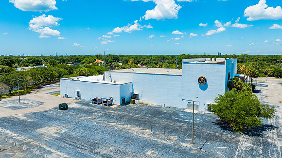 Paul Cross 5500 Memorial Hwy Aerial-22
