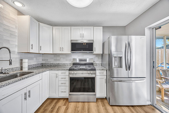 Charles Wolner 22644 St. Thomas Cir-29