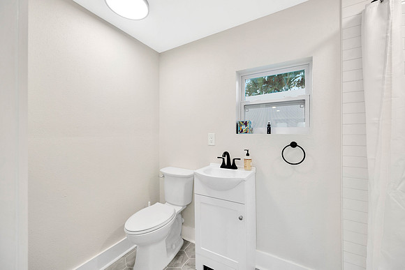 Onsite 3512 W. Santiago MIL Suite-13