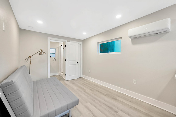 Onsite 3512 W. Santiago MIL Suite-9