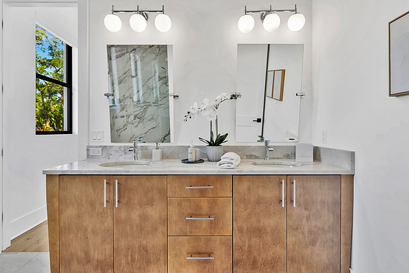 Sara Westshore Blvd-12