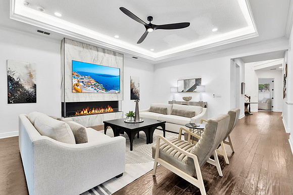Sara Manns Harbor Dr.-2