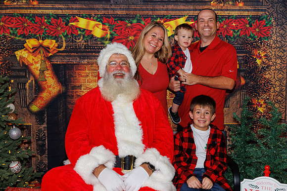 Live Oak Christmas December 14th 2024-64