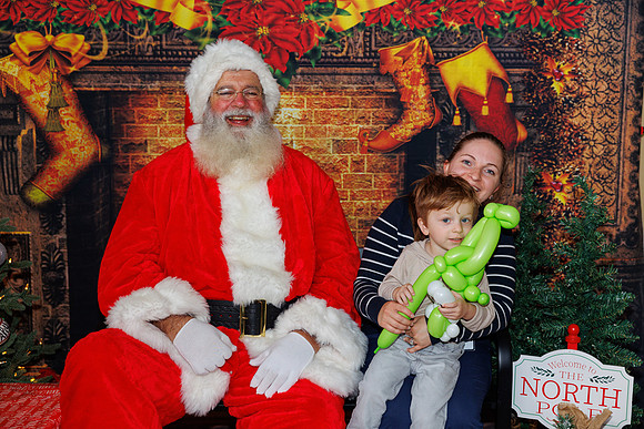 Live Oak Christmas December 14th 2024-31