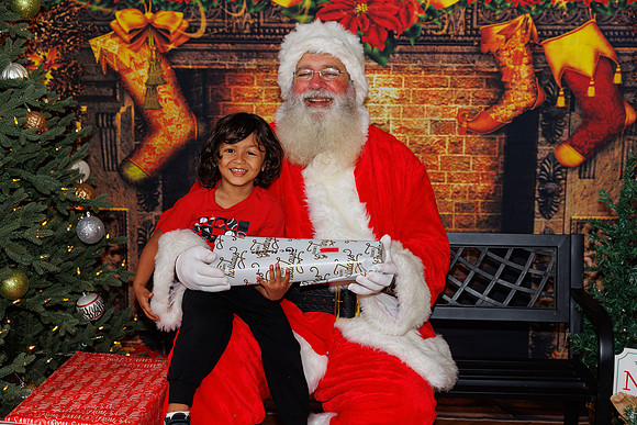 Live Oak Christmas December 14th 2024-106