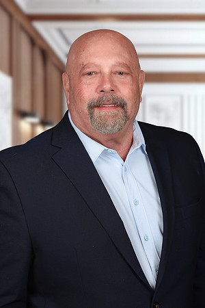 William Giraldez HCHLA Headshots Background