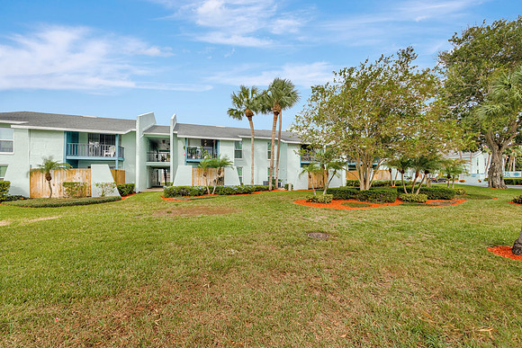 James Costa Del Sol Apartment Exterior-6