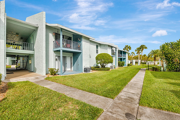 James Costa Del Sol Apartment Exterior-14