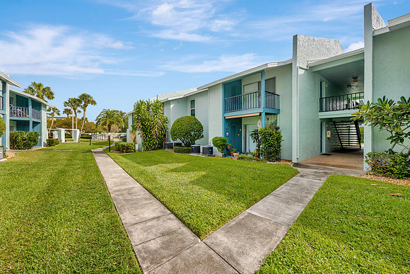James Costa Del Sol Apartment Exterior-15