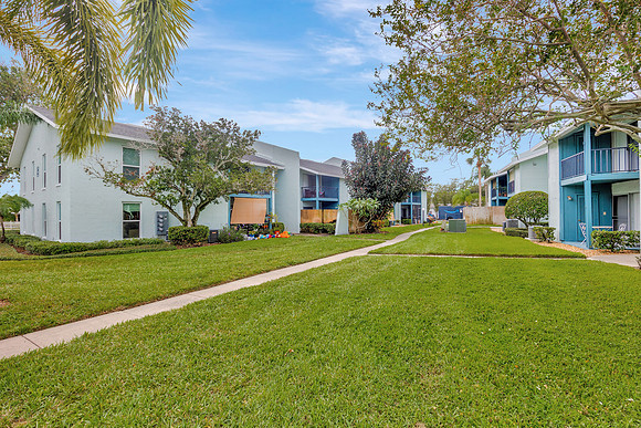 James Costa Del Sol Apartment Exterior-1
