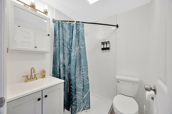 Shayla Vrandenburgh 1215 New Orleans Ave. Short Term Rental-1
