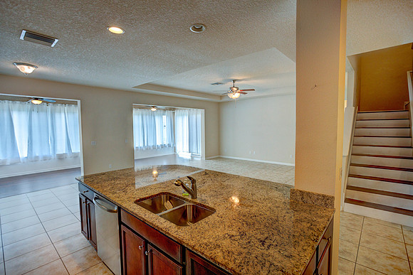 Brownlee Coventry Grove Cir-30