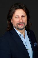 12 - Raphael Ognar