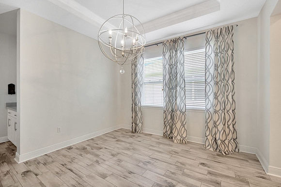 Brownlee 6518 Park Strand Dr.-44