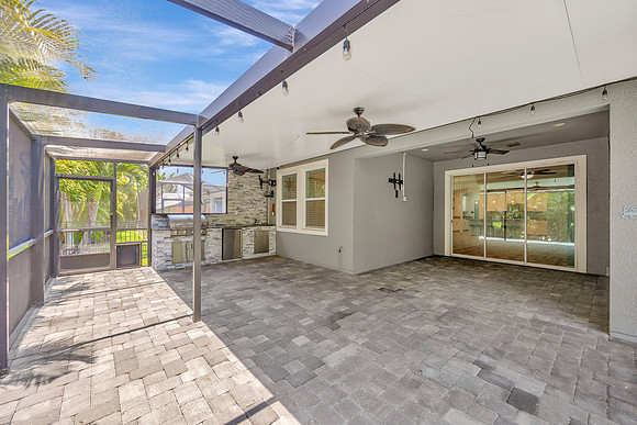 Brownlee 6518 Park Strand Dr.-60