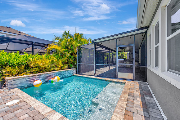 Brownlee 6518 Park Strand Dr.-66