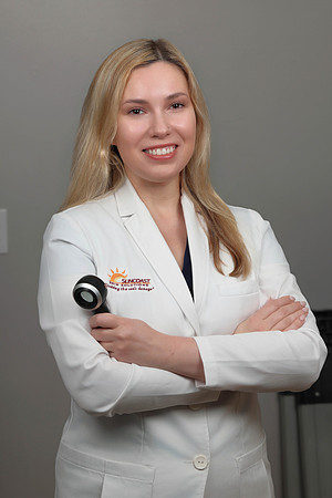 Suncoast Skin Dr. Markiza Cooper Headshots-11