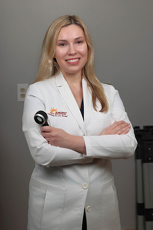 Suncoast Skin Dr. Markiza Cooper Headshots-12