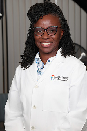 FCS Desiree Simon Headshots DRB-2