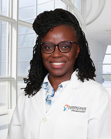 FCS Desiree Simon Headshots DRB 1