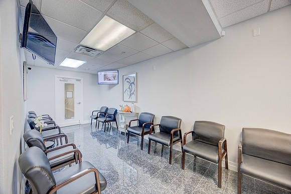 Suncoast Skin Sarasota Location-9