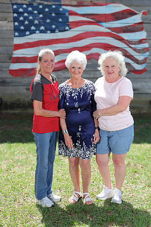 Long Family Portraits May 17th-5