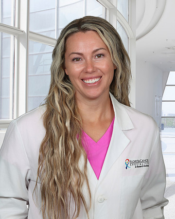 FCS Christie Kusmierek Headshots GLO 1