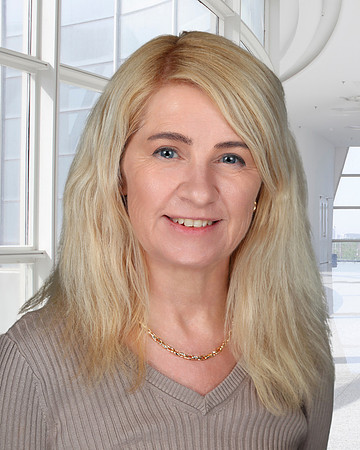 FCS Elke Friedman MD Headshot STT 3
