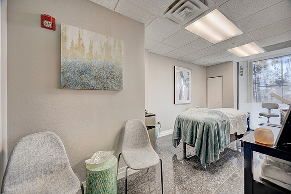 Suncoast Skin Sarasota Location-5