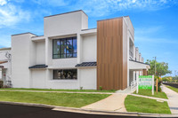 Tampa Constructors 2111 W. Swann Ave.-7