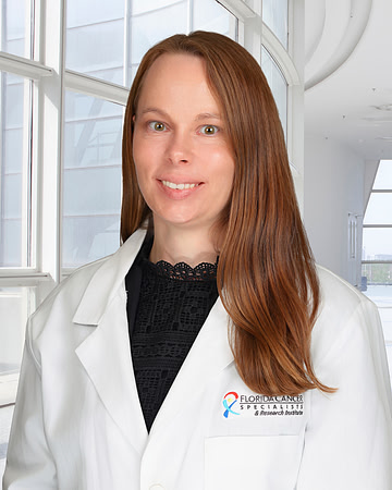 FCS Elizabeth Blowers MD Headshots STT 1