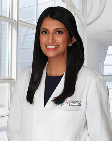 FCS Arushi Thaper MD Headshot 2