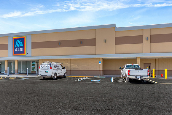 TD Farrell Aldis #324 Exterior-5