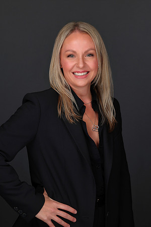 MK Caitlin Combs Headshot-3