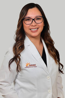 Elleanor Swartz Headshot Suncoast 1