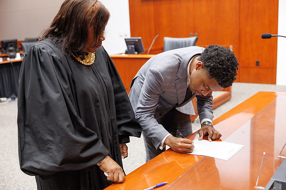 Robert Morris Swear In Tampa-268