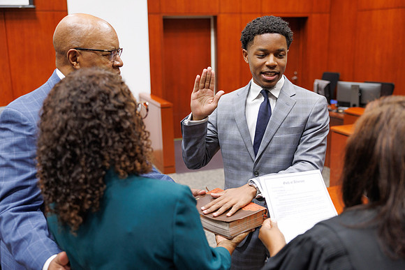 Robert Morris Swear In Tampa-180