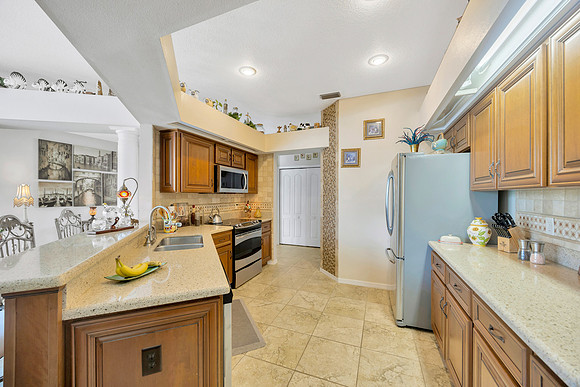 Candy Smith 22725 Arborglen Court-32
