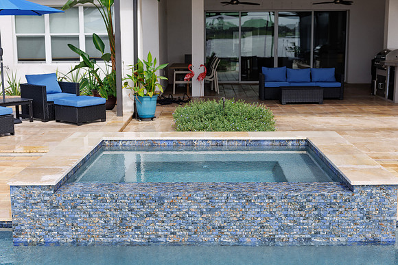 Larsen's Merz Pool Riverview Details-16