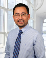 FCS Maxwell Tran MD VCC Headshots 4