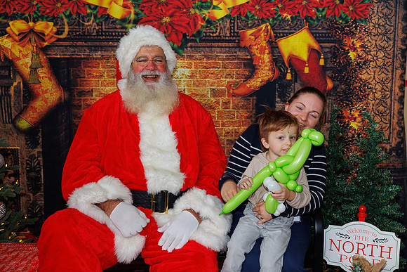 Live Oak Christmas December 14th 2024-30