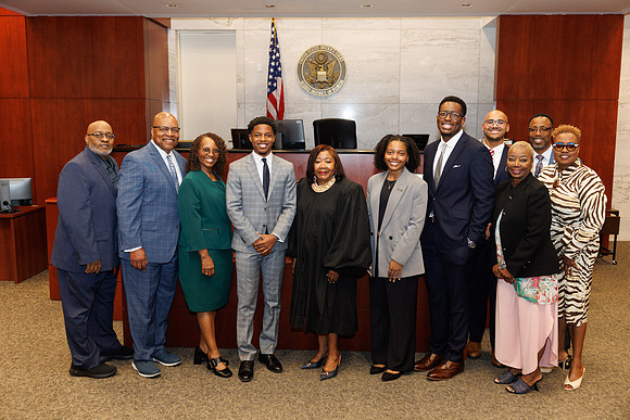 Robert Morris Swear In Tampa-250