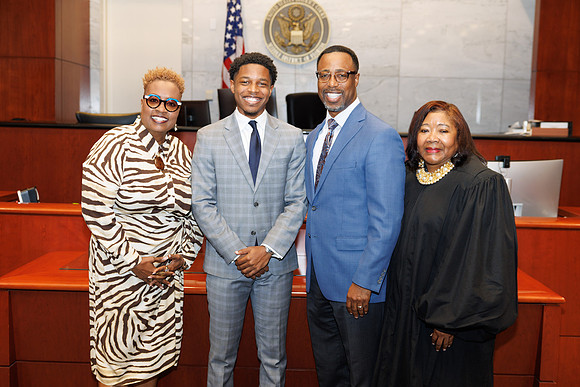 Robert Morris Swear In Tampa-234