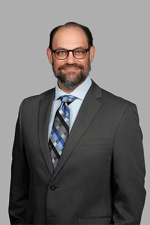 Lowell Walters Headshot Gray 5