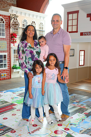Fatima Family Portraits Tampa Fire Museum-13