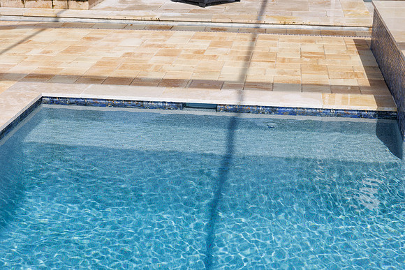 Larsen's Merz Pool Riverview Details-22