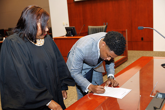 Robert Morris Swear In Tampa-266