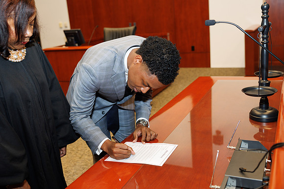 Robert Morris Swear In Tampa-258