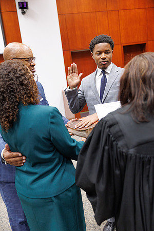 Robert Morris Swear In Tampa-190