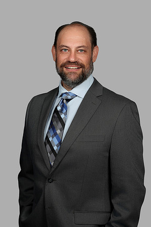 Lowell Walters Headshot Gray 6